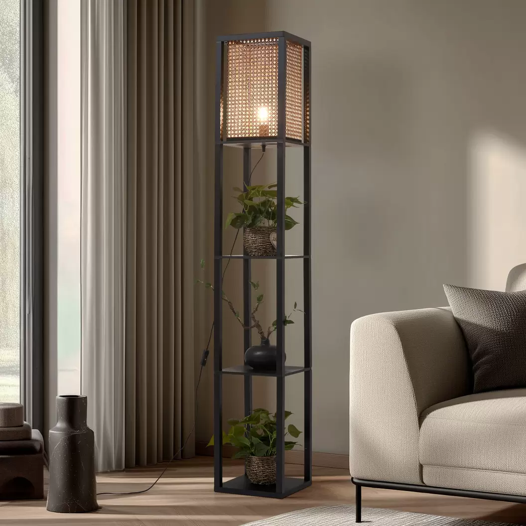Lindby Stehleuchte Birta, schwarz/natur, Regal, Rattan