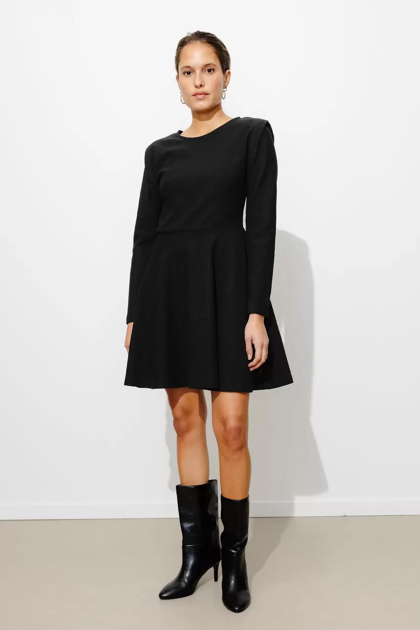 Minikleid mit Schulterpolstern