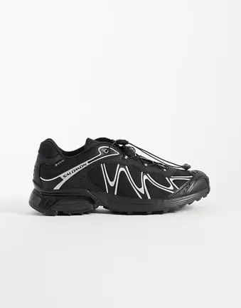 Salomon XT-WHISPER Sneaker in Schwarz und Silber