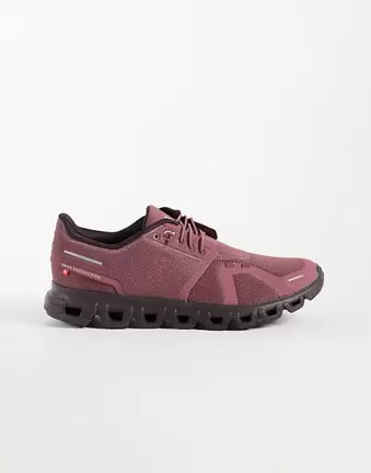 ON Cloud 6 Sneaker in Burgunderrot
