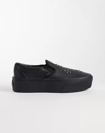 Vans Classic Stackform Slip-On mit Nieten in Schwarz