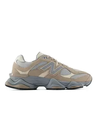New Balance 9060 Sneaker in Driftwood