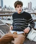 Studios Baumwoll-Zopfmusterpullover mit Streifen