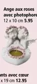 Ange aux roses avec photophore