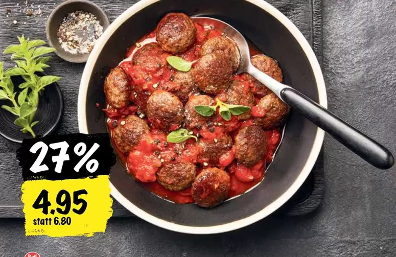 Meatballs in tomato sauce