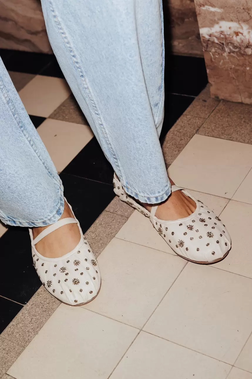 Ballerines-babies cuir perlé