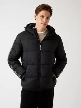 Steppjacke mit Kapuze