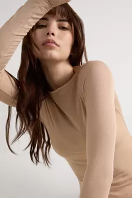 Shirt mit U-Boot-Ausschnitt aus Modal und Kaschmir...