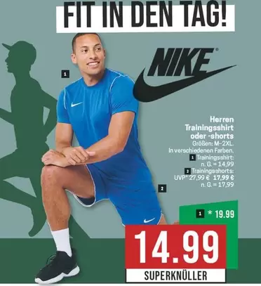 Nike - Trainingsshirt oder -shorts