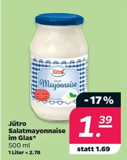 Salatmayonnaise im Glas