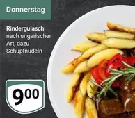 Rindergulasch nach ungarischer Art, dazu Schupfnudeln