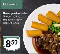 Rindergeschnetzeltes Stroganoff Art, mit Buttererbsen und Kroketten