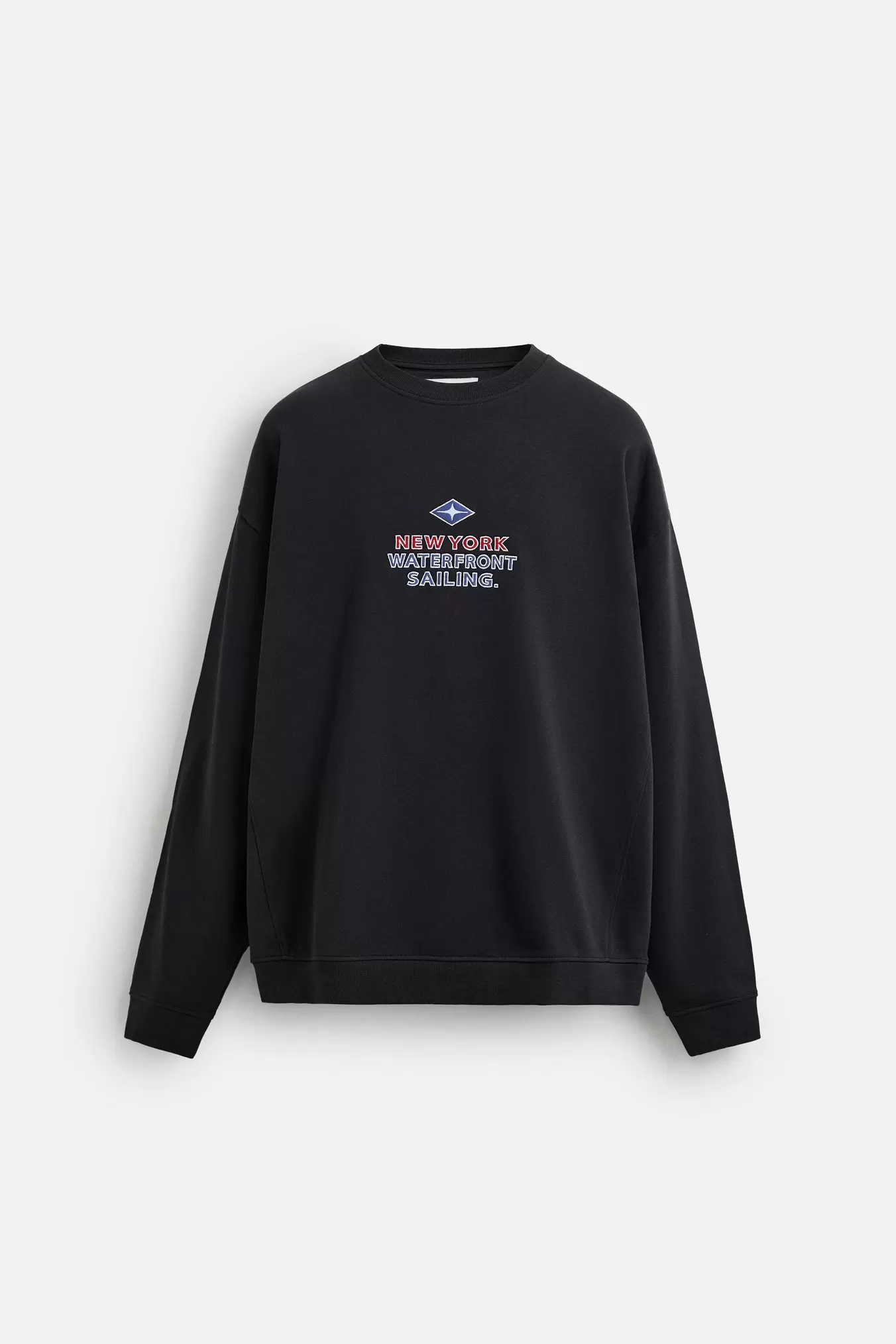 MARITIMES SWEATSHIRT MIT STICKEREIEN