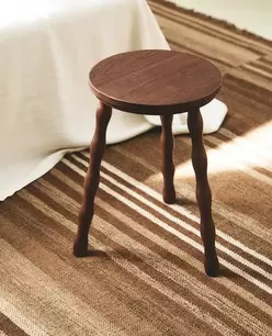 ULMENHOLZ HOCKER