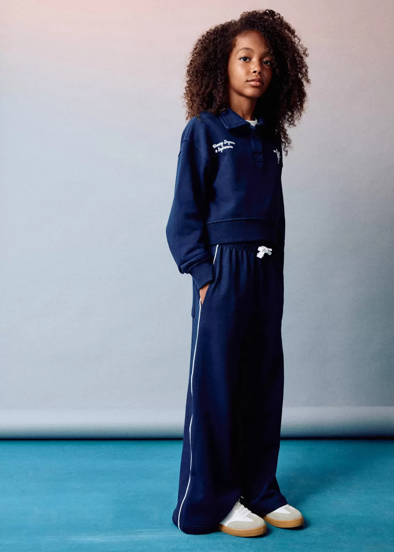 Jogger Pants mit seitlichem Streifen