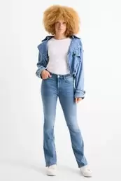 Bootcut jeans - mid-rise waist - shaping jeans - LYCRA®