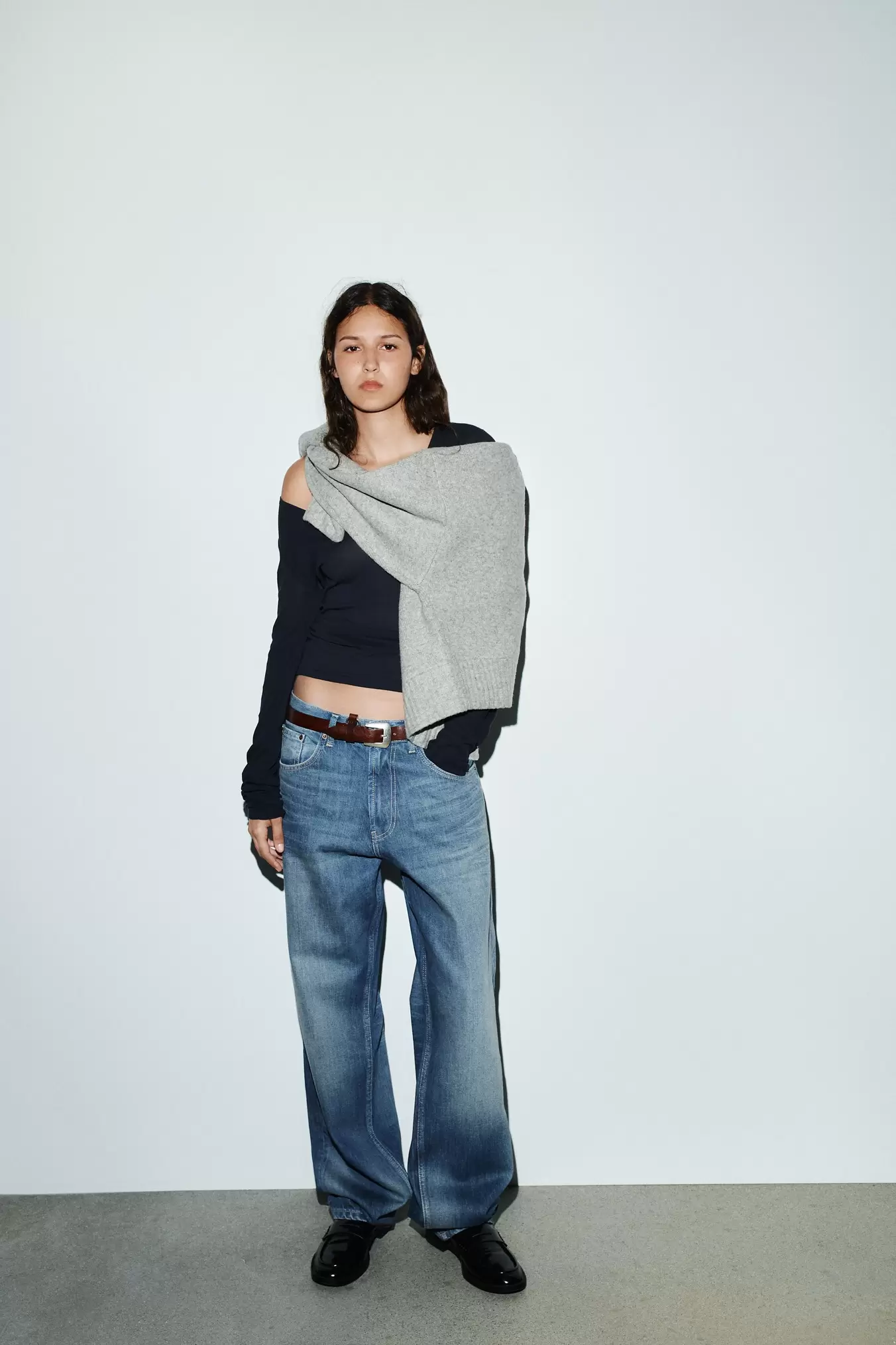 JEANS TRF BAGGY TAPERED TIEFSITZEND