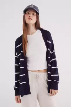 Leichte offene Strickjacke