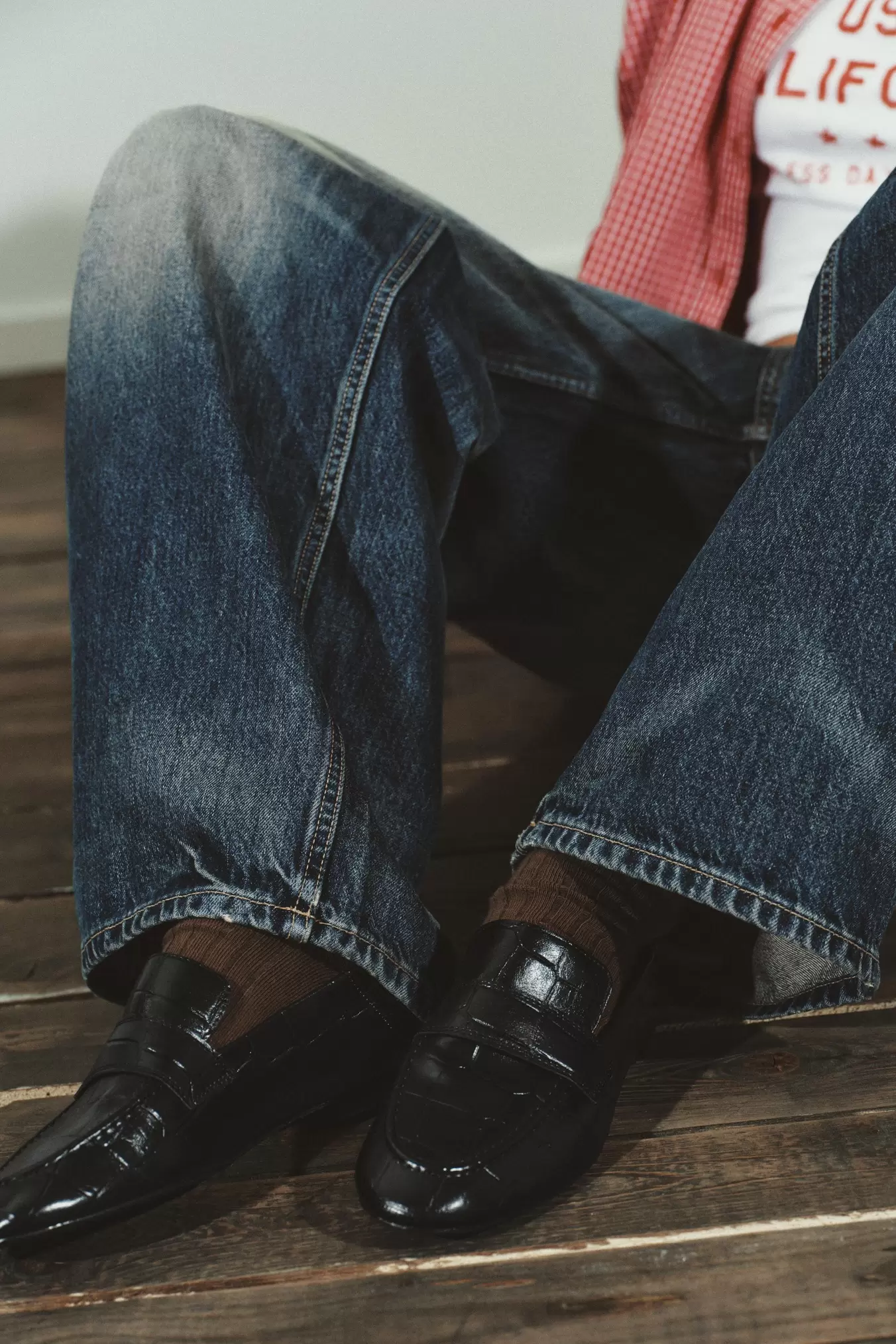 FLACHER MOKASSIN MIT RELIEF