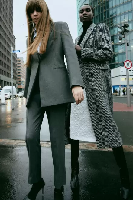 Suit jacket  + Colours      69.99€