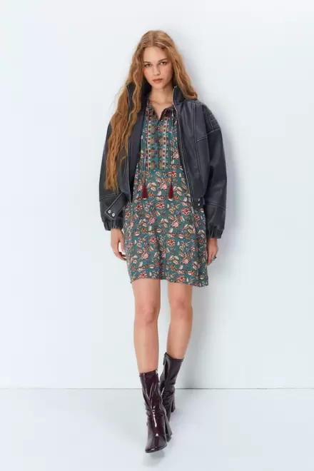 Faded faux-leather jacket + Colours      59.99€