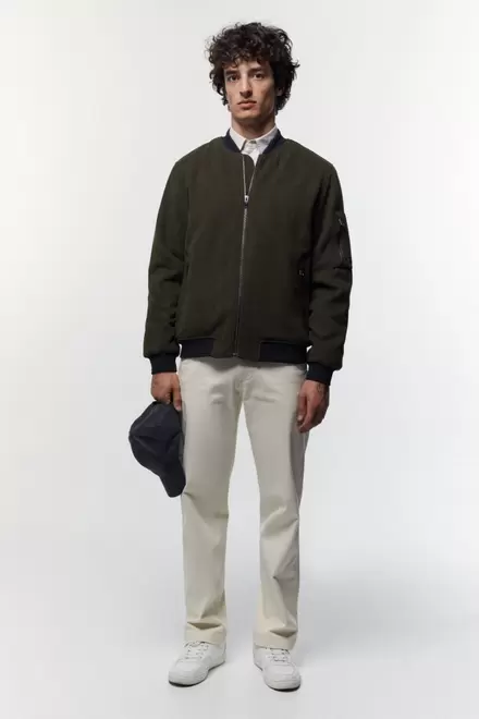 Bomber jacket  + Colours      59.99€