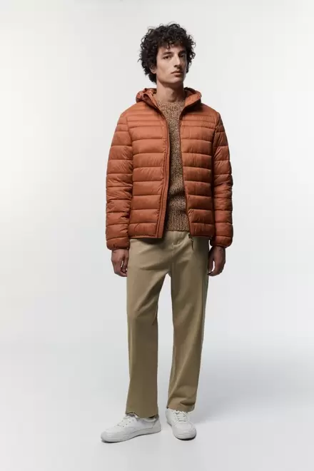 Hooded parka  + Colours      39.99€