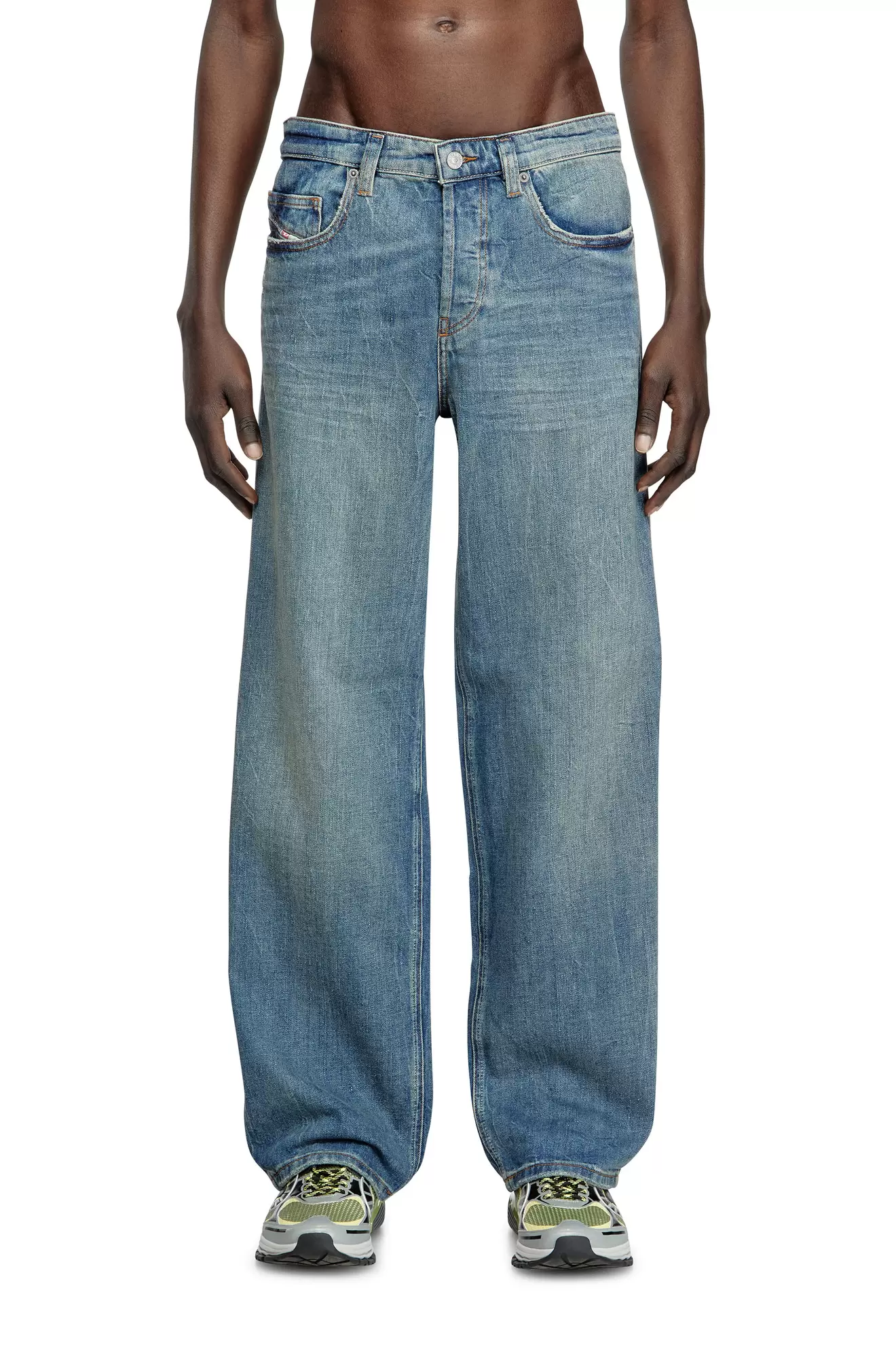 Relaxed Jeans - 2001 D-Macro
