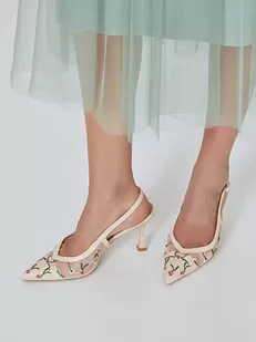 Slingback heels with flowers