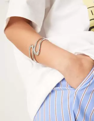 ASOS DESIGN cuffbracelet with wrap around open design in silver