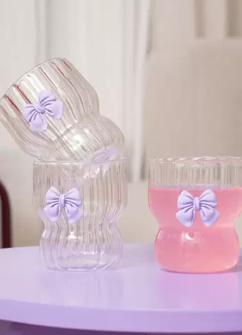 Drinking glass with embossed bow - 280 ml