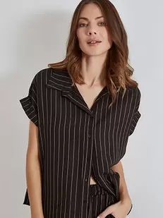 Shirt striped with collar
