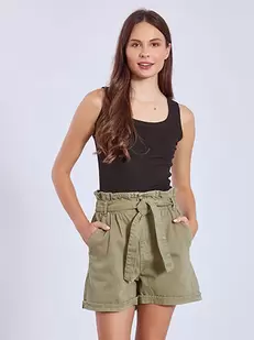 Jeans shorts with rolled up hemline