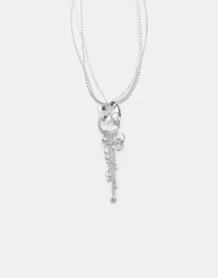 Stradivarius Cascading flower chain necklace in grey