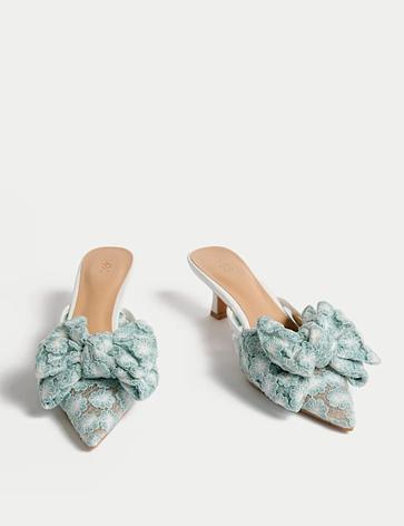 Φλοράλ mules με μικρό τακούνι και φιόγκο