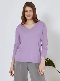 Sweater with rolled up V neckline