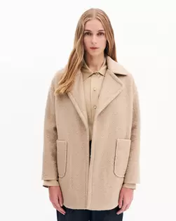 Παλτό μπουκλέ Case Study