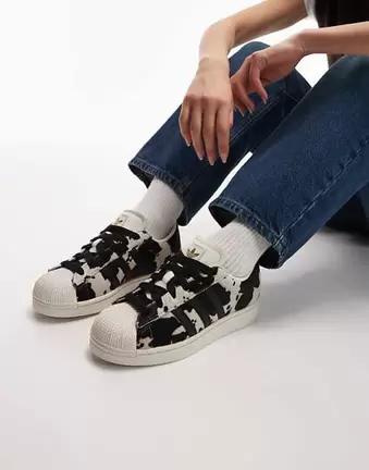 Adidas Originals Superstar II trainers in cow