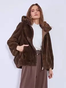 Γούνα με κουκούλα