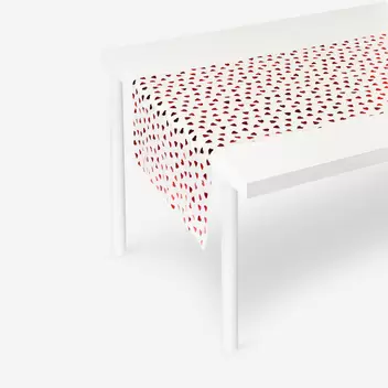 Table runner with hearts - 40x200 cm