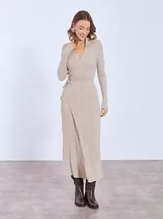 Φόρεμα κρουαζέ μάξι με γιακά