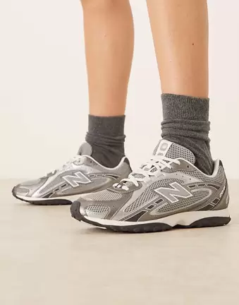 New Balance 204L trainers in dark silver metallic