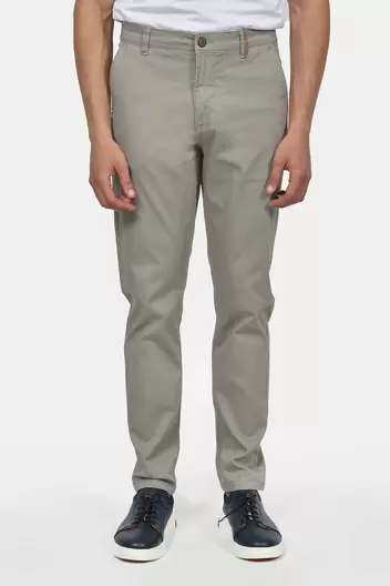 Ανδρικό Chinos Παντελόνι Normal Fit Με Ελαστική Άνεση & Σύγχρονη Γραμμή - ΓΚΡΙ ΑΝΟΙΧΤΟ Ανδρικό Chinos Παντελόνι Normal Fit Με Ελαστική Άνεση & Σύγχρονη Γραμμή - ΓΚΡΙ ΑΝΟΙΧΤΟ