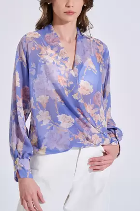 Μπλούζα κρουαζέ με floral print & χρυσό κουμπί στη μανσέτα