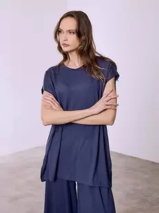 Μπλούζα με ανοίγμα τα στο πλάι