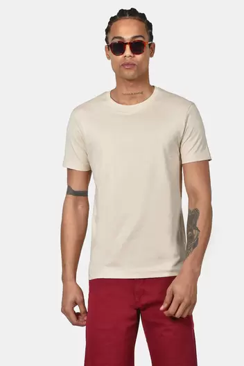 Ανδρικό T-shirt Normal Fit Από 100% Βαμβάκι Με Απαλή Υφή Και Καθαρό Design - ΕΚΡΟΥ Ανδρικό T-shirt Normal Fit Από 100% Βαμβάκι Με Απαλή Υφή Και Καθαρό Design - ΕΚΡΟΥ