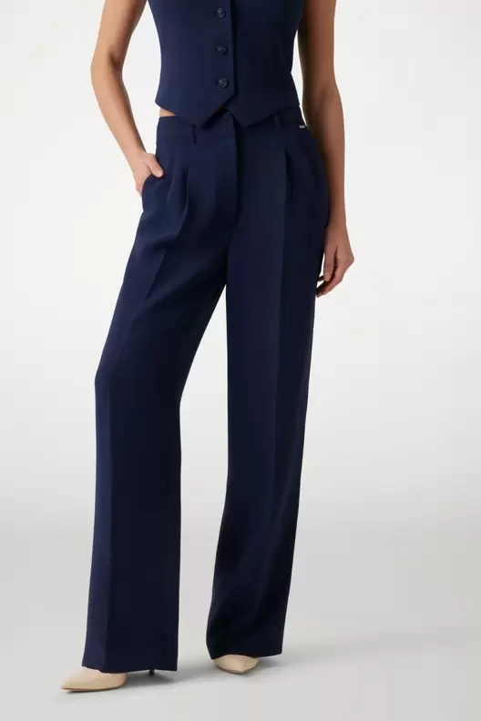 The Perfect Pantalón