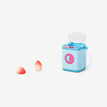 Washing machine for blender sponges