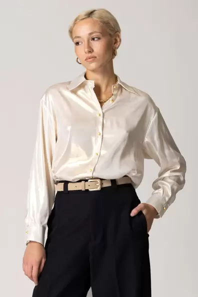 ΠΟΥΚΑΜΙΣΟ ΣΕ ΧΑΛΑΡΗ ΓΡΑΜΜΗ Πρόσθήκη στην λίστα επιθυμιών