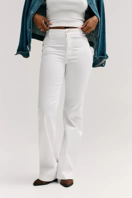 Nuevo pantalón Faye Chino